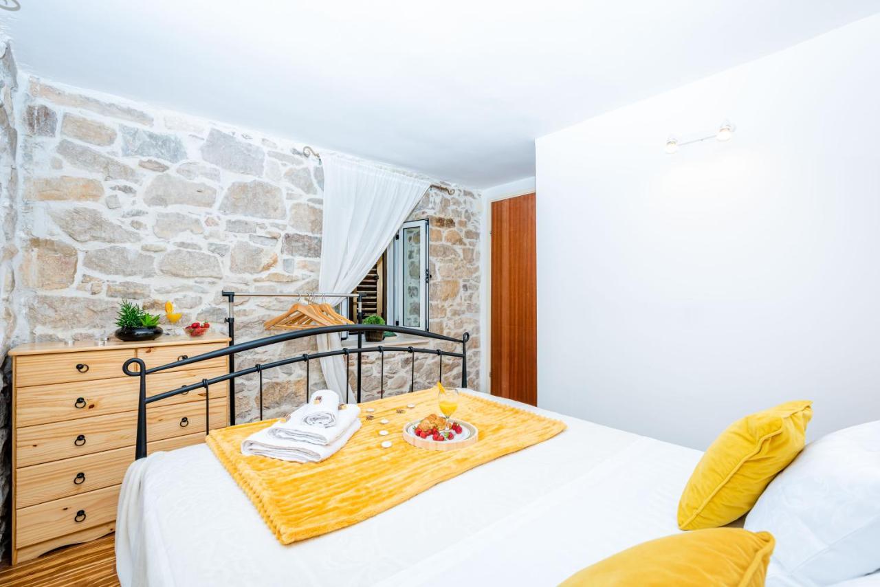 Golden Dream In Diocletian Palace Apartmán Split
